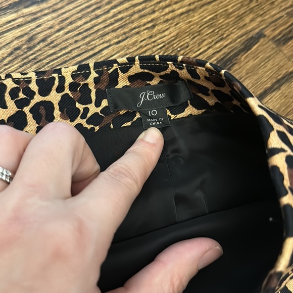 Jcrew Cheetah Print Pencil skirt - Picture 3 of 6